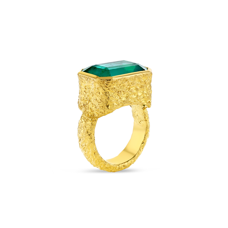 15.5 ct Zambian Emerald Ring